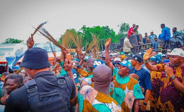 72F0E677-47C9-4934-B439-29B8099AB720