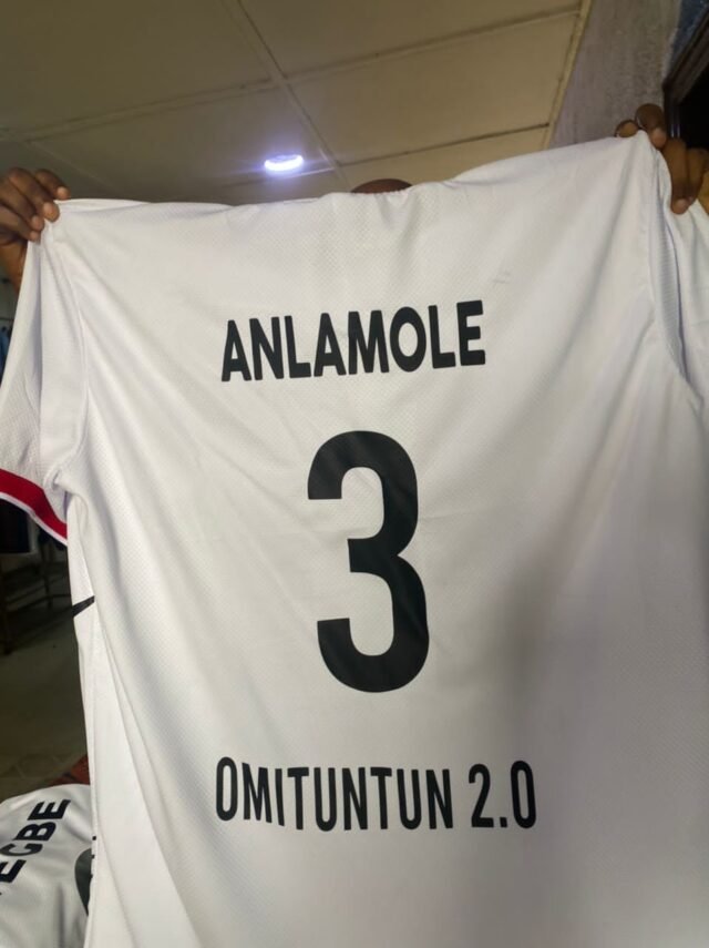 0AA9EBDC-A9AA-4A96-9EC2-AE6022A0FE86