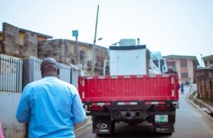 PHOTOS: Rep Akin Alabi Donates Sound-proof Generator To Olubadan’s Palace