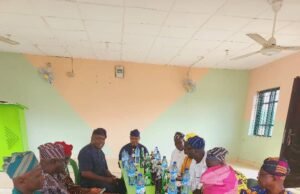 PHOTO: Repete Meets APC Senatorial, Party Chairmen In Oyo Central