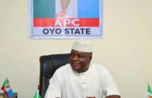 Adeoye Mourns Omodewu — A Big Tree Has Fallen