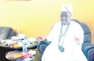 A Sunday Worship With Ifa Priest, Wande Abimbola | Festus Adedayo