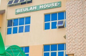 Beulah Hosts Itesiwaju LGA PDP Stakeholders In Ibadan