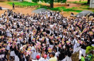 Amdalat Oloyede Foundation Supports Six Ibadan Schools With 15,000 Books, Uniforms