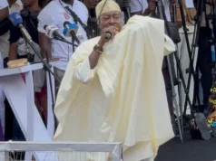 Olubadan Ladoja: Politics And The Subtext Of Taye Currency’s Psychi-art-ric Performance | Oladeinde Olawoyin