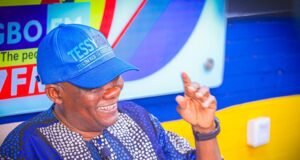 APC Chieftain, Adeoye Felicitates Folarin