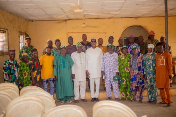 Oyo 2027: Amofin Beulah Adeoye In Saki East To Discuss Guber Ambition, Meets PDP Stakeholders
