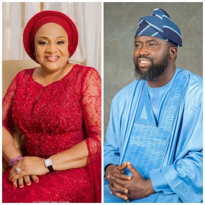 Oyo Guber Aspirant, Ololade Bakare Congratulates Ajimobi On Ambassadorial Nomination