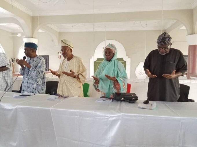 Bodija Estate Muslim Community Inaugurates New Communuty Exco