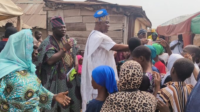 Ibadan Mogaji Distributes Back To School Materials, WAEC Forms