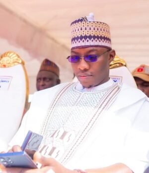 JUST IN: Faozey Rejoins APC