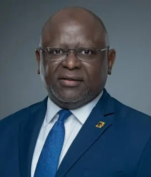 JUST IN: Alaafin Replaces Olunloyo With Adeduntan As Balogun Of Oyo