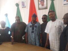 Oyo APC Guber Aspirant, Alli Gives Party 18-Seater Brand New Bus, N10m