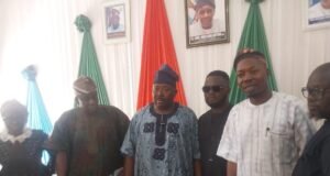 Oyo APC Guber Aspirant, Alli Gives Party 18-Seater Brand New Bus, N10m